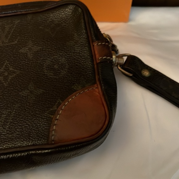 Vintage Louis Vuitton monogram wristlet w/ free LV shopping bag - Picture 11 of 16
